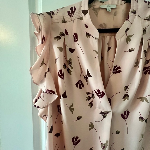 Joie top. Excellent condition. Size medium. - Picture 3 of 7